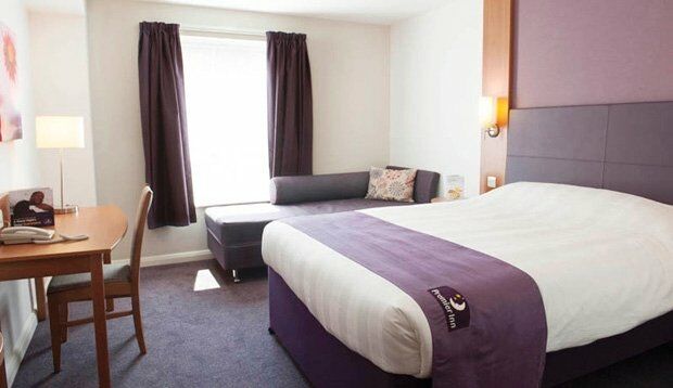 Premier Inn Premier Inn Rhuddlan Extérieur photo